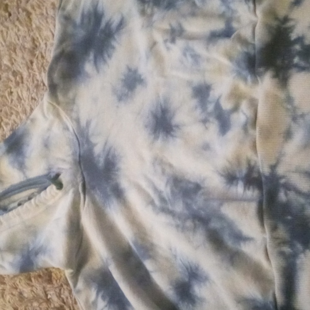 Cropped hoodie